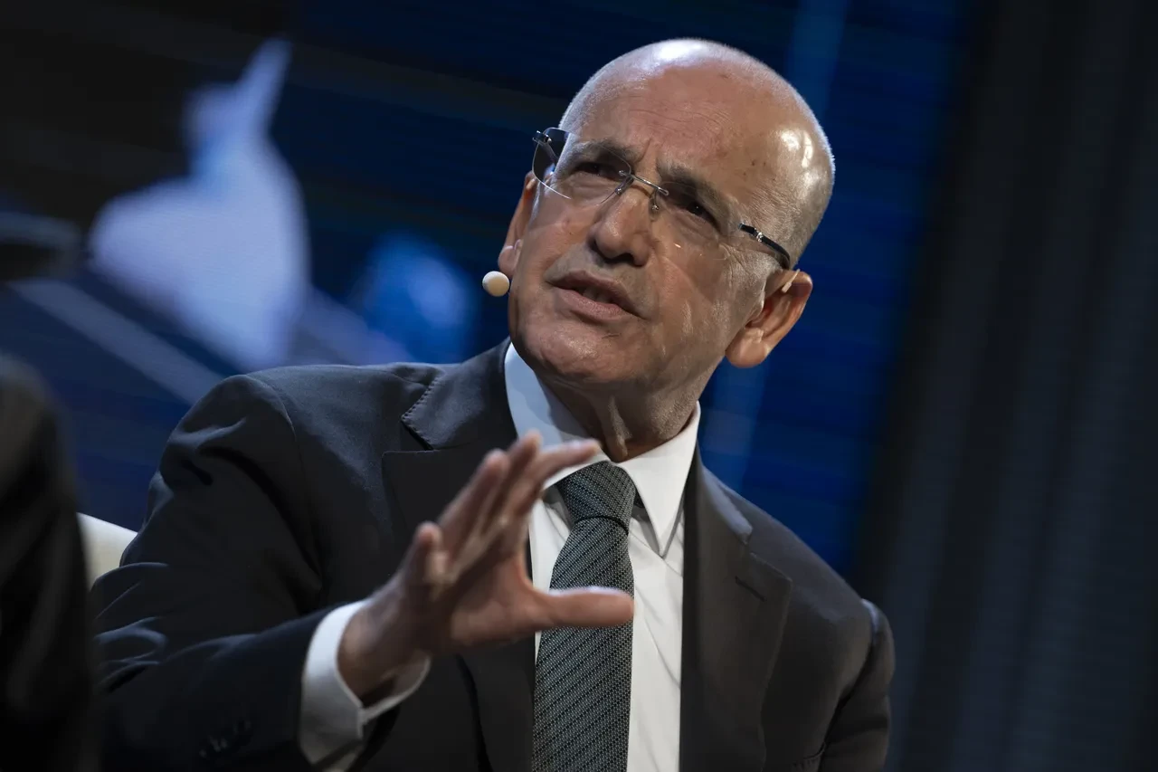 Hazine ve Maliye Bakanı Mehmet Şimşek yol haritasını çizdi: 2026 yılı sonunda tek haneli enflasyon hedefliyoruz