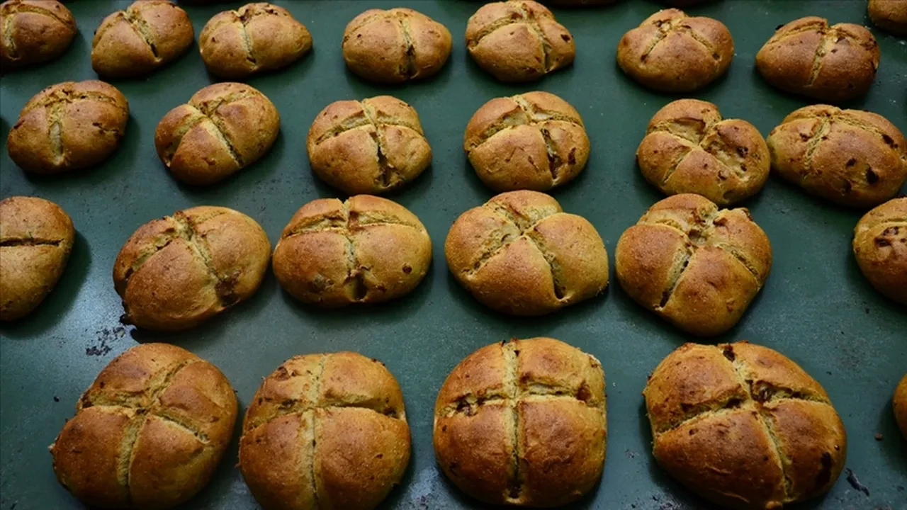 Her gün tüketiyoruz ama aslında bilmeden kendimizi zehirliyormuşuz! Uzmanlar en sağlıksız ekmek türlerini açıkladı