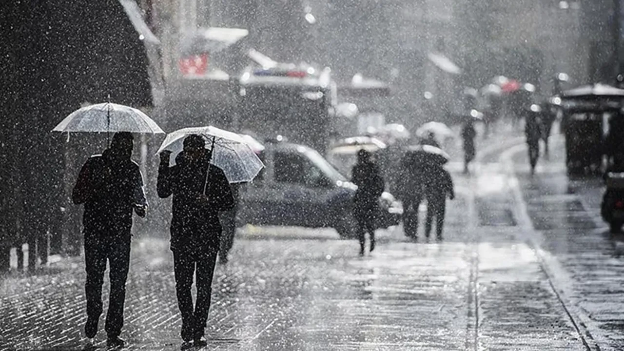 İstanbul'da yağmura 3 gün ara! AKOM tarih verdi