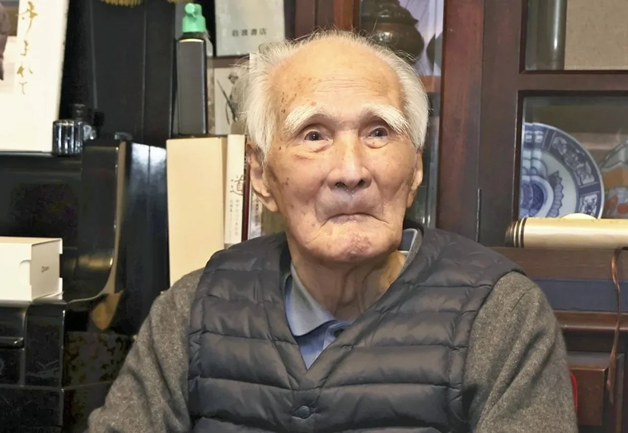 Japonya'nın 47 yıl sonra ilk sosyalist Başbakanı Tomiiçi 101 yaşında hayatını kaybetti