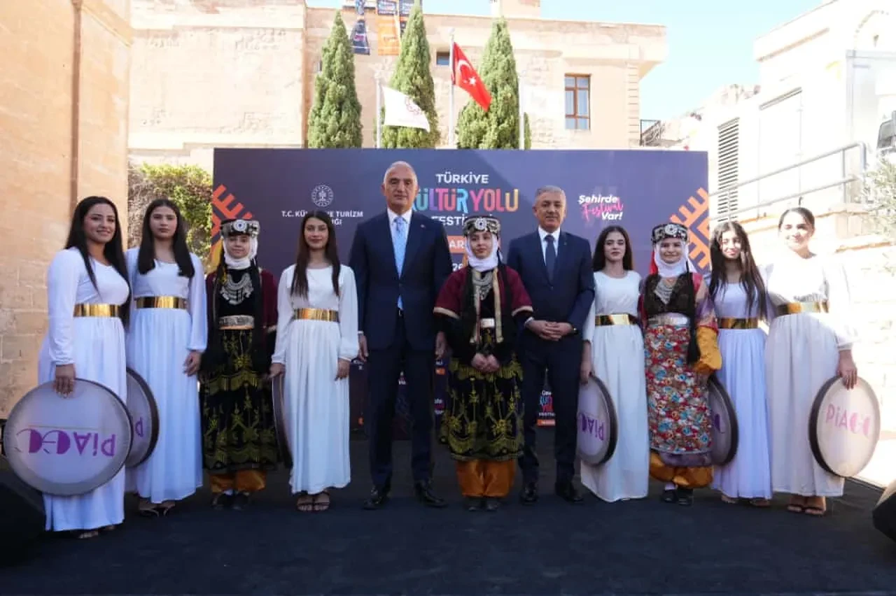 Türkiye Kültür Yolu Festivali'nde yeni rota Mardin! Bakan Ersoy: 2026'da festival coşkusu 50 şehre ulaşacak