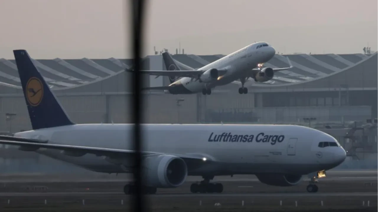 Almanya havayollarında büyük kriz! Lufthansa iç hat uçuşlarını iptale hazırlanıyor