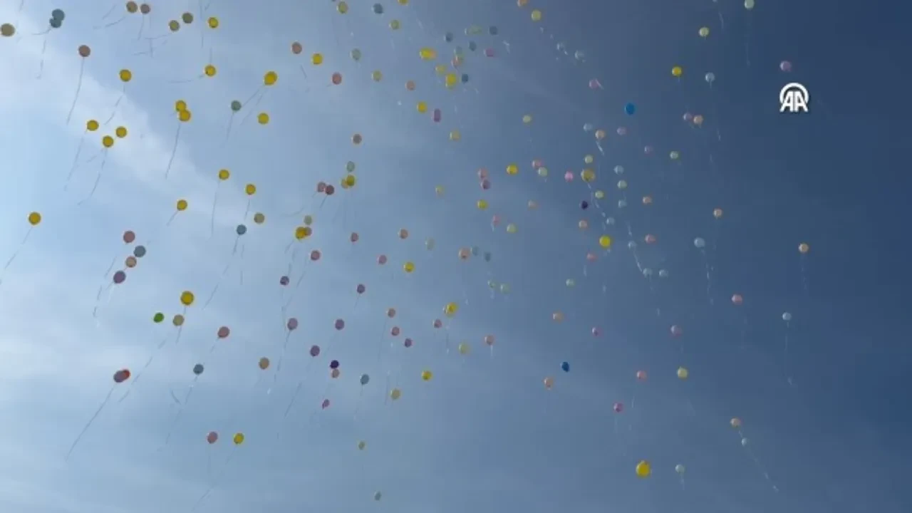 Balonlar 8 yaşındaki minik Melike için havalandı! 