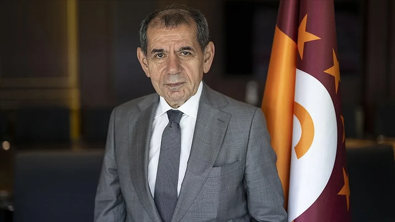 Galatasaray'da Dursun Özbek ve yönetimi ibra edildi