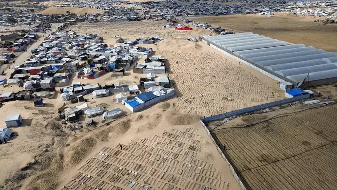 Gazze'de içler acısı tablo! Mezarlıklarda yer kalmadı