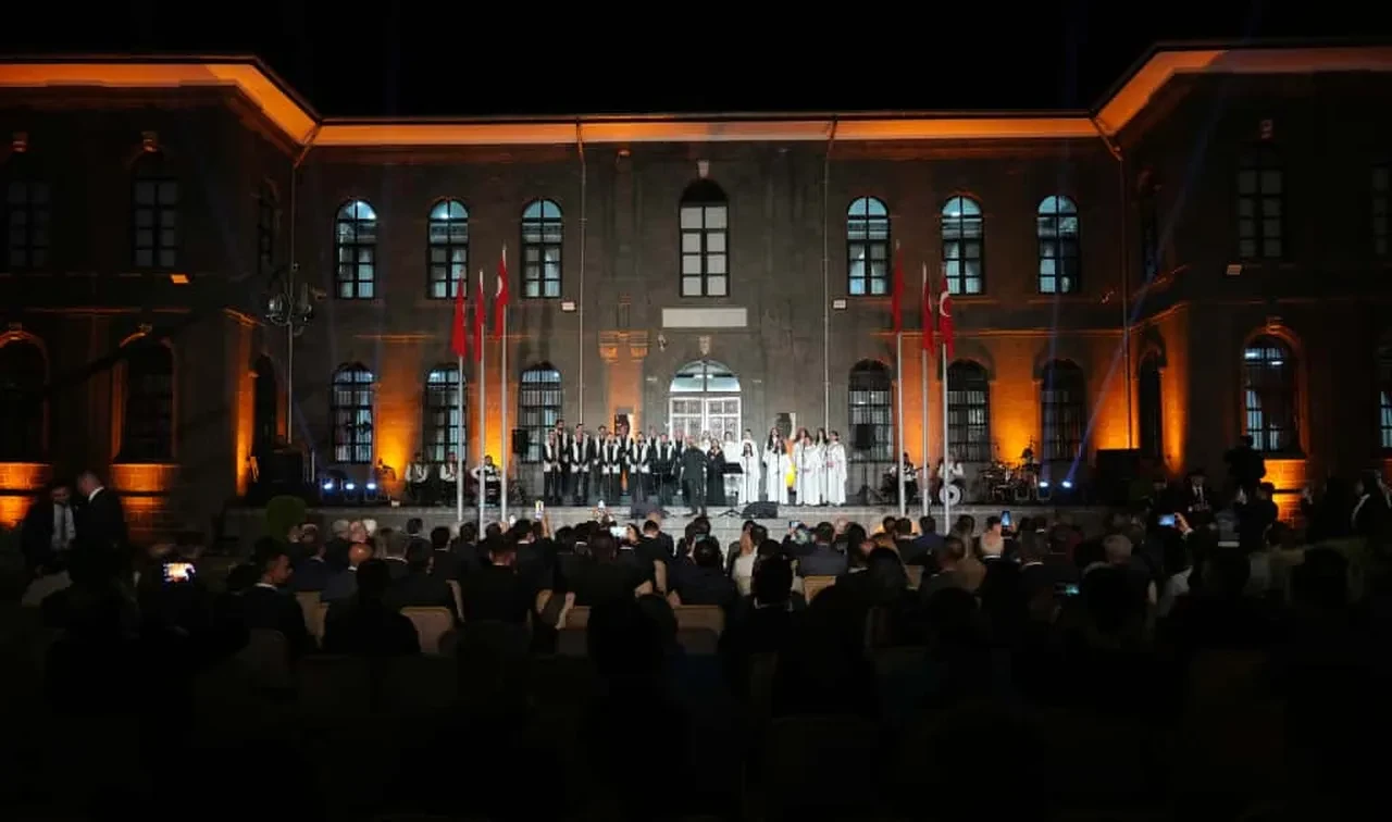 Mezopotamya'nın sesi Diyarbakır'dan yükseldi