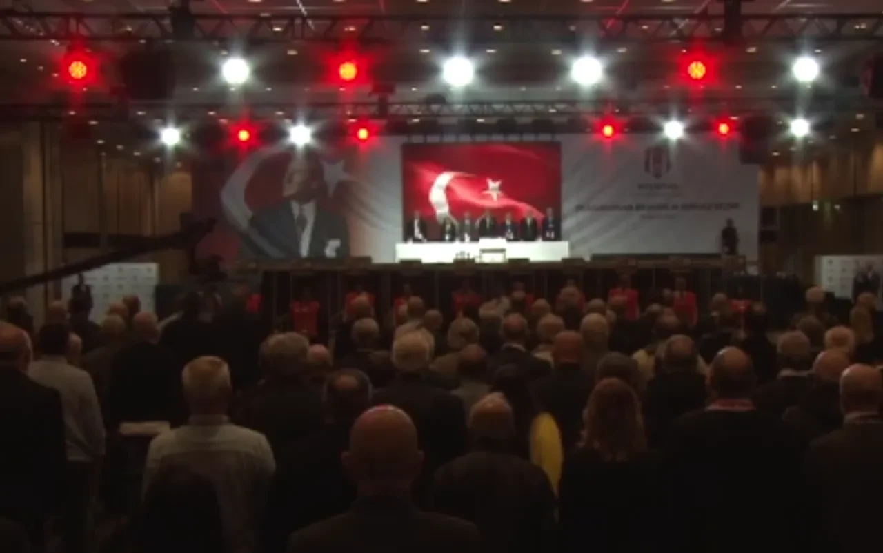 Beşiktaş'ın yeni divan kurulu başkanı belli oldu