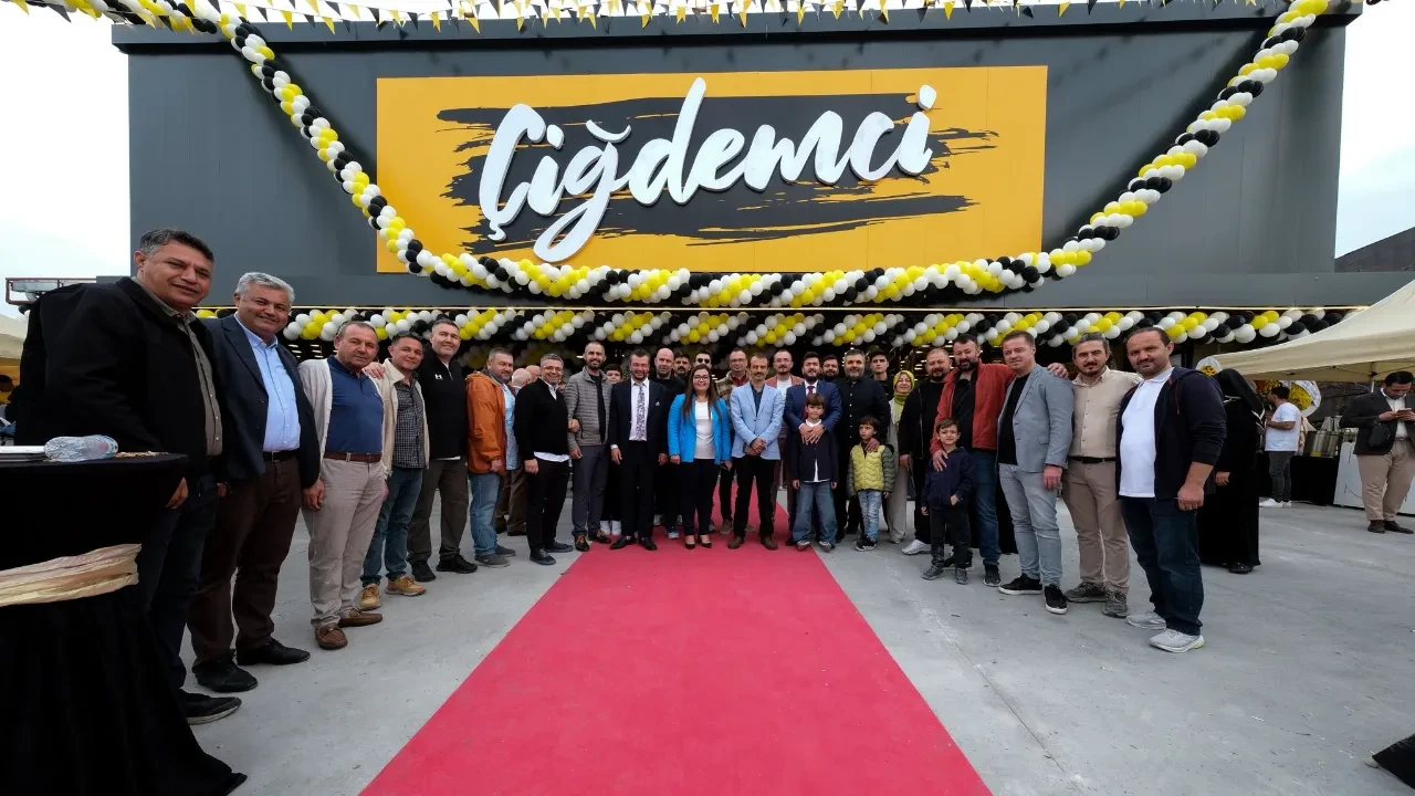 Çiğdemci, İzmir’de kapılarını açtı