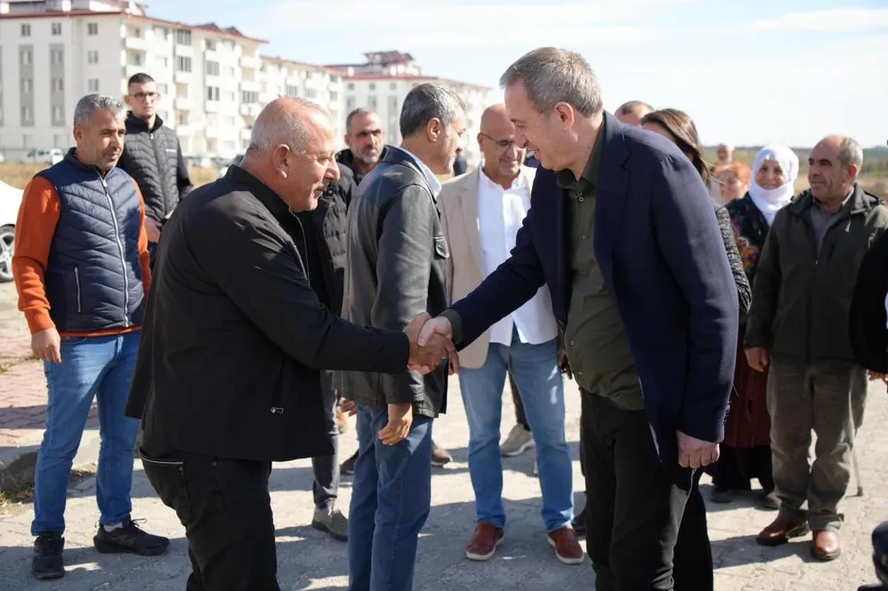 DEM Parti eş başkanları Selahattin Demirtaş'ı ziyaret etti