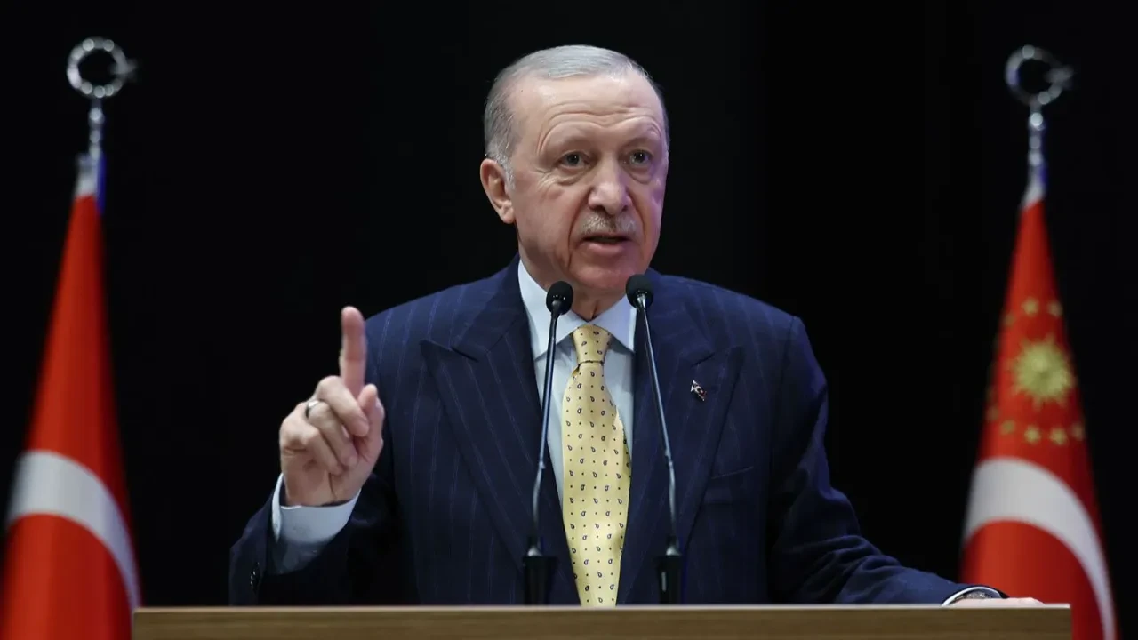 Erdoğan'dan liseleri kısaltacak 2+2 modeline veto! Yeni talimat verdi
