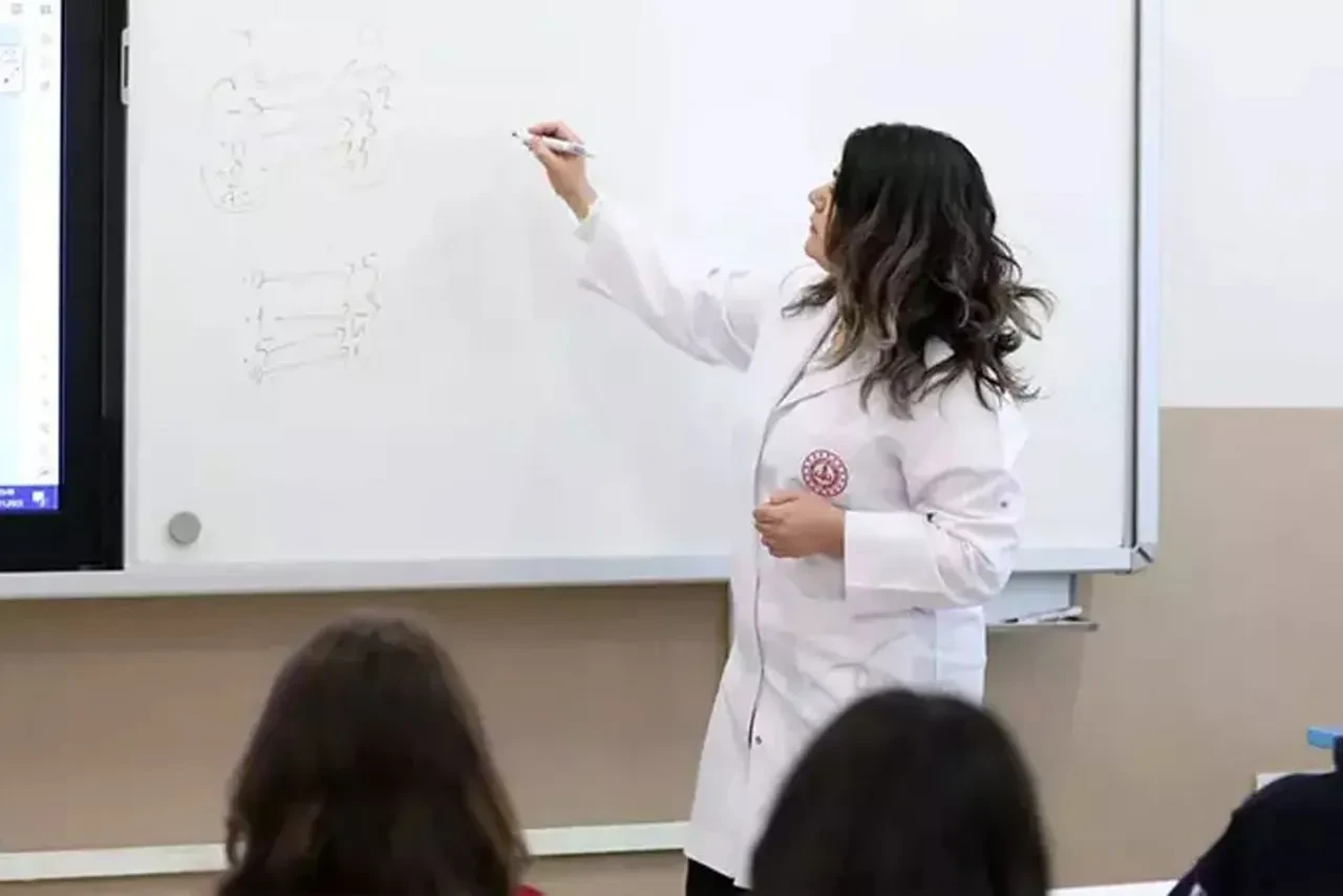 Erdoğan'dan liseleri kısaltacak 2+2 modeline veto! Yeni talimat verdi