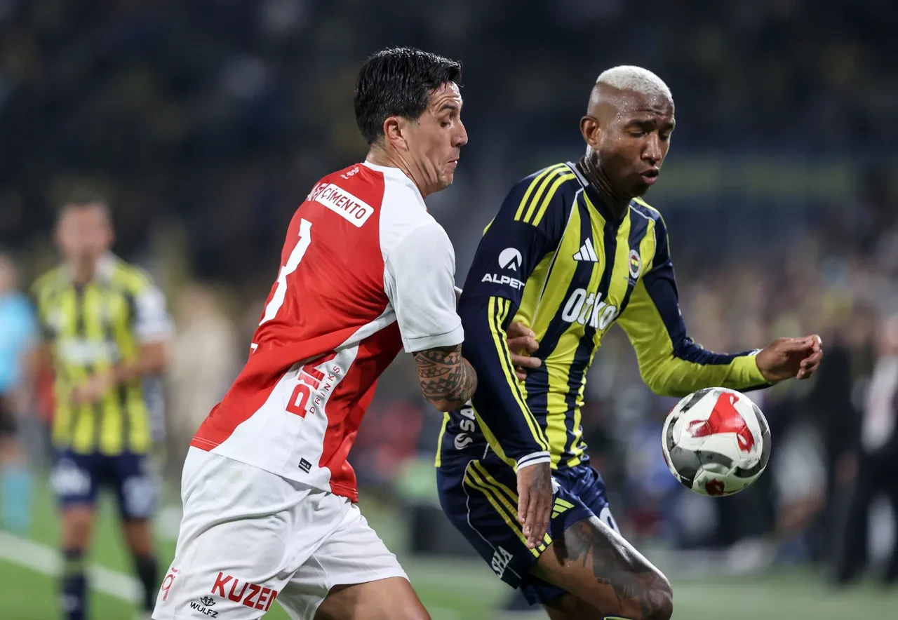 Fenerbahçe Fatih Karagümrük'ü 2-1'le devirdi