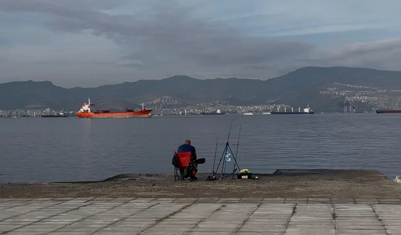 İzmir sahilinde korkunç olay: Oltaya balık değil insan kafatası takıldı