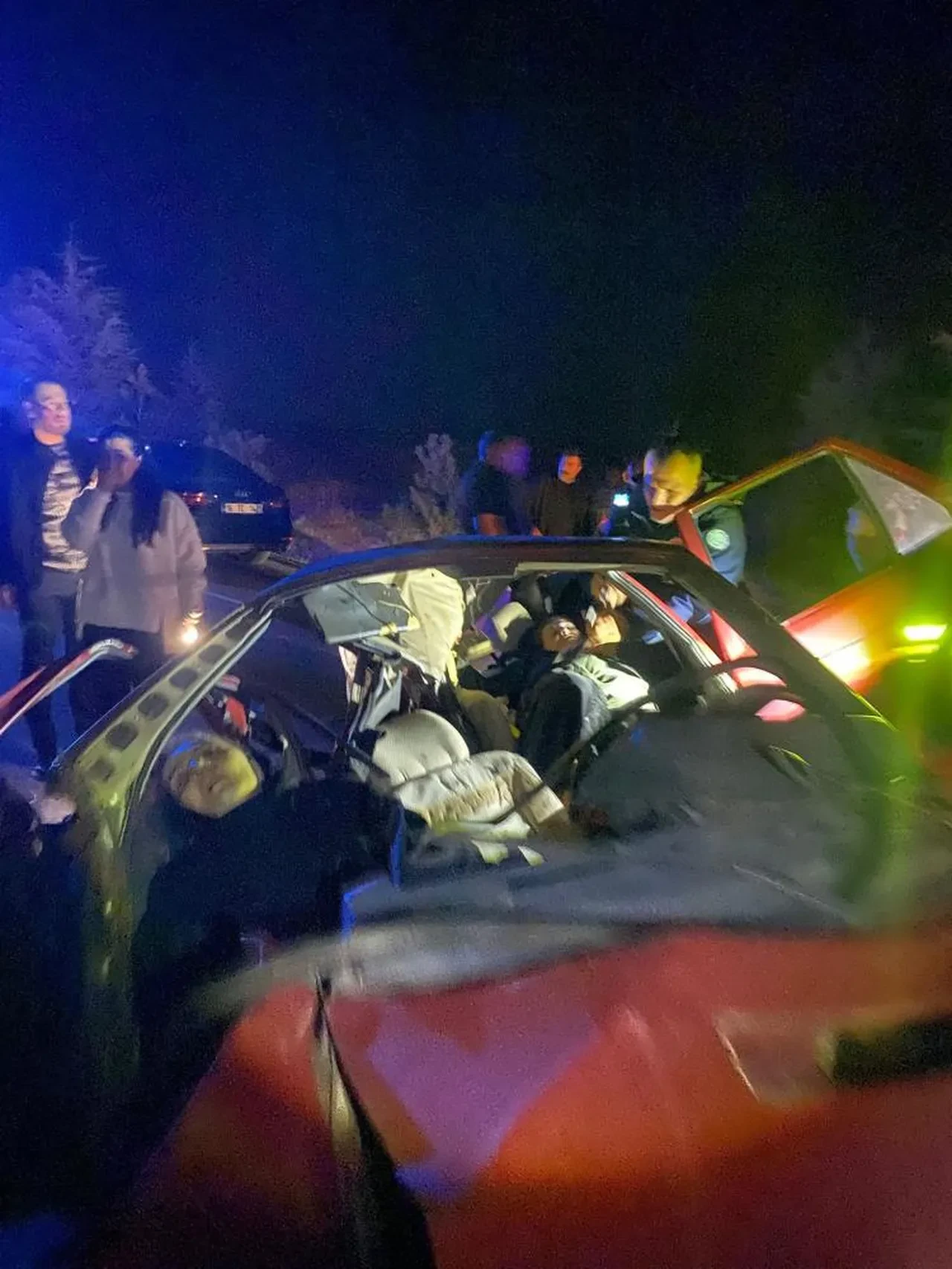 AK Parti Milletvekili Ayşen Gürcan trafik kazası geçirdi: Can kaybı ve yaralılar var