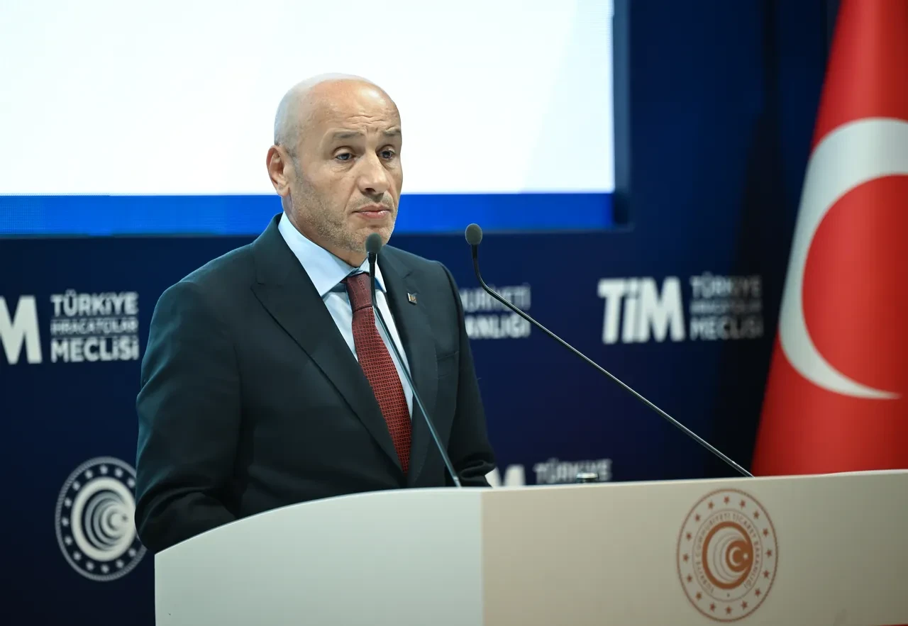 Bakan Bolat duyurdu: Eylül ayında ihracat rekoru kırıldı