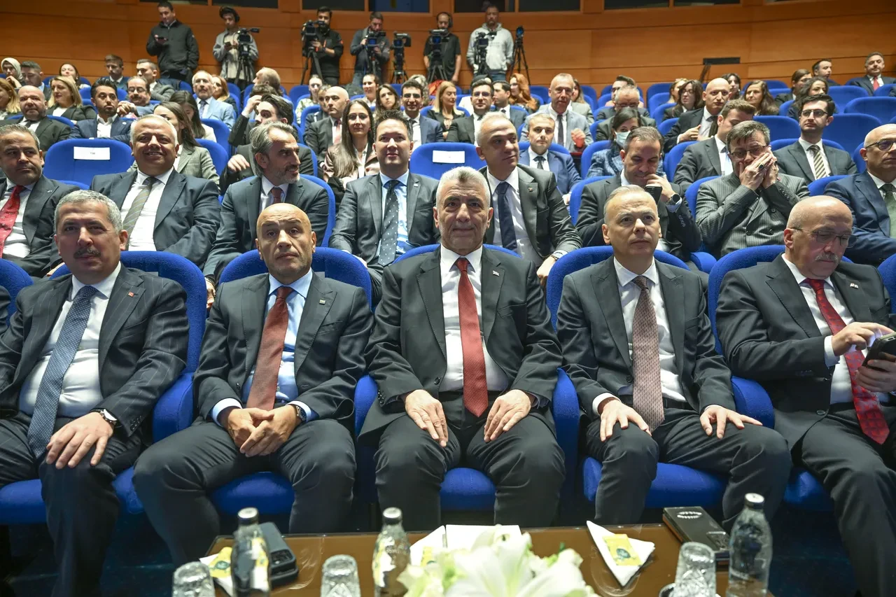 Bakan Bolat duyurdu: Eylül ayında ihracat rekoru kırıldı