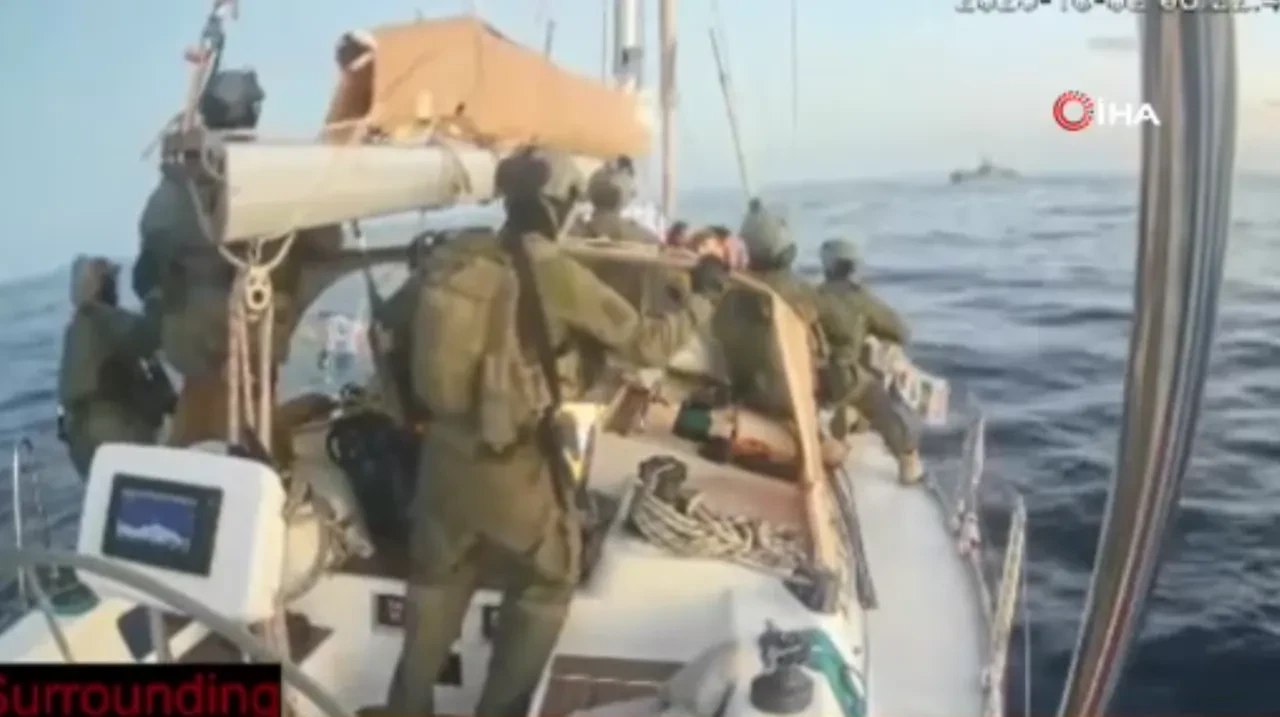 Dünyanın dört bir yanından Küresel Sumud Filosu'na saldıran İsrail'e tepki: Hesabı sorulacak!