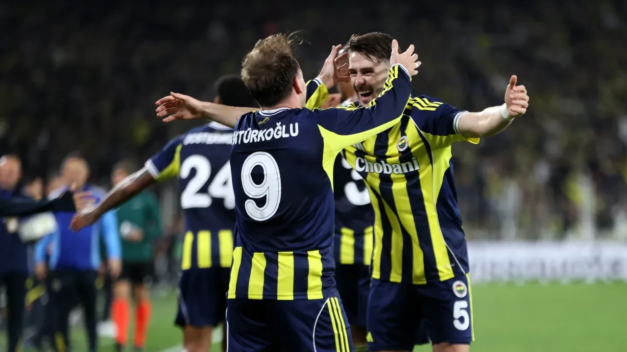 Fenerbahçe UEFA Avrupa Ligi puanı kaç? Fenerbahçe’nin lig sırası