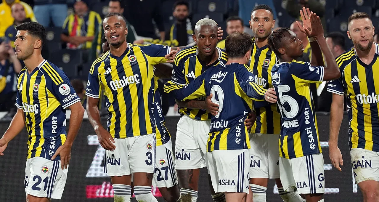 Fenerbahçe’nin UEFA Avrupa Ligi 3. maçı kimle, ne zaman? Son 6 maç kaldı