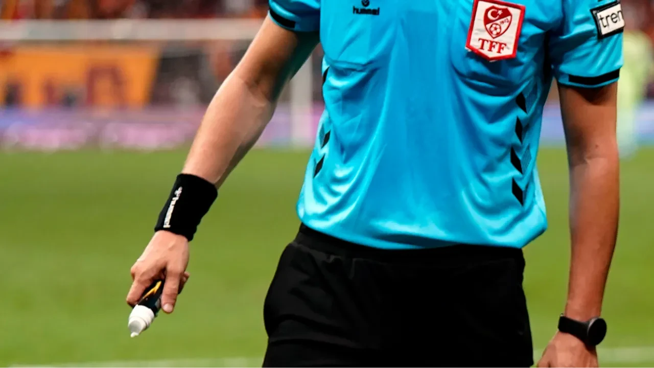 Galatasaray Beşiktaş maçı hakemi kim? Yasin Kol Galatasaray, Beşiktaş karnesi, yönettiği maçlar