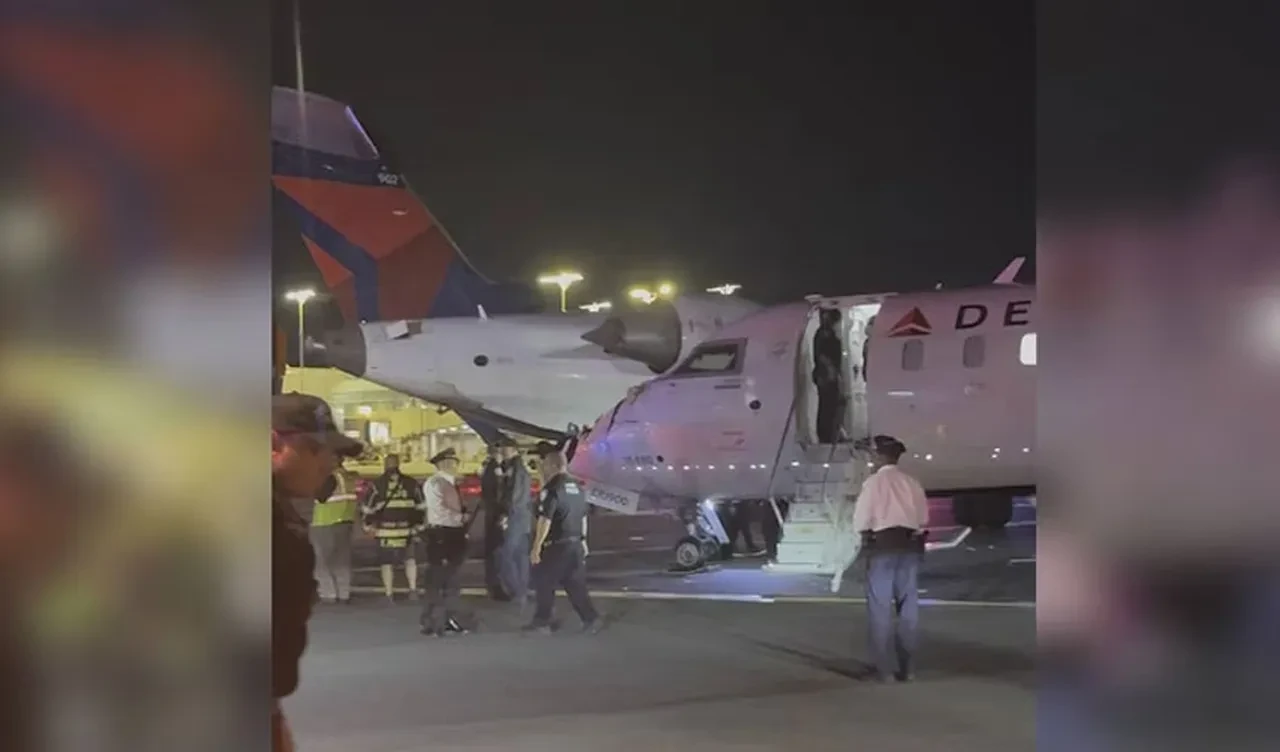 Havalimanında panik anları: İki uçak taksi sırasında çarpıştı!