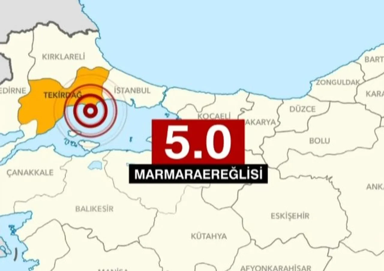 İstanbul'da şiddetli deprem! AFAD açıkladı: Çevre iller de sallandı