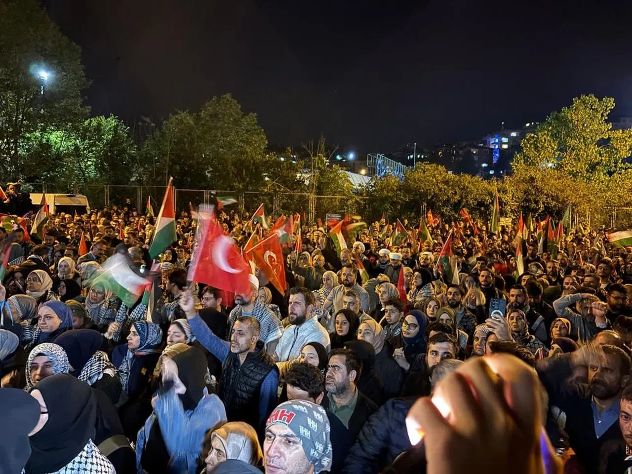 Türkiye Sumud Filosu için ayakta: İsrail saldırısı yurt genelinde protesto edildi