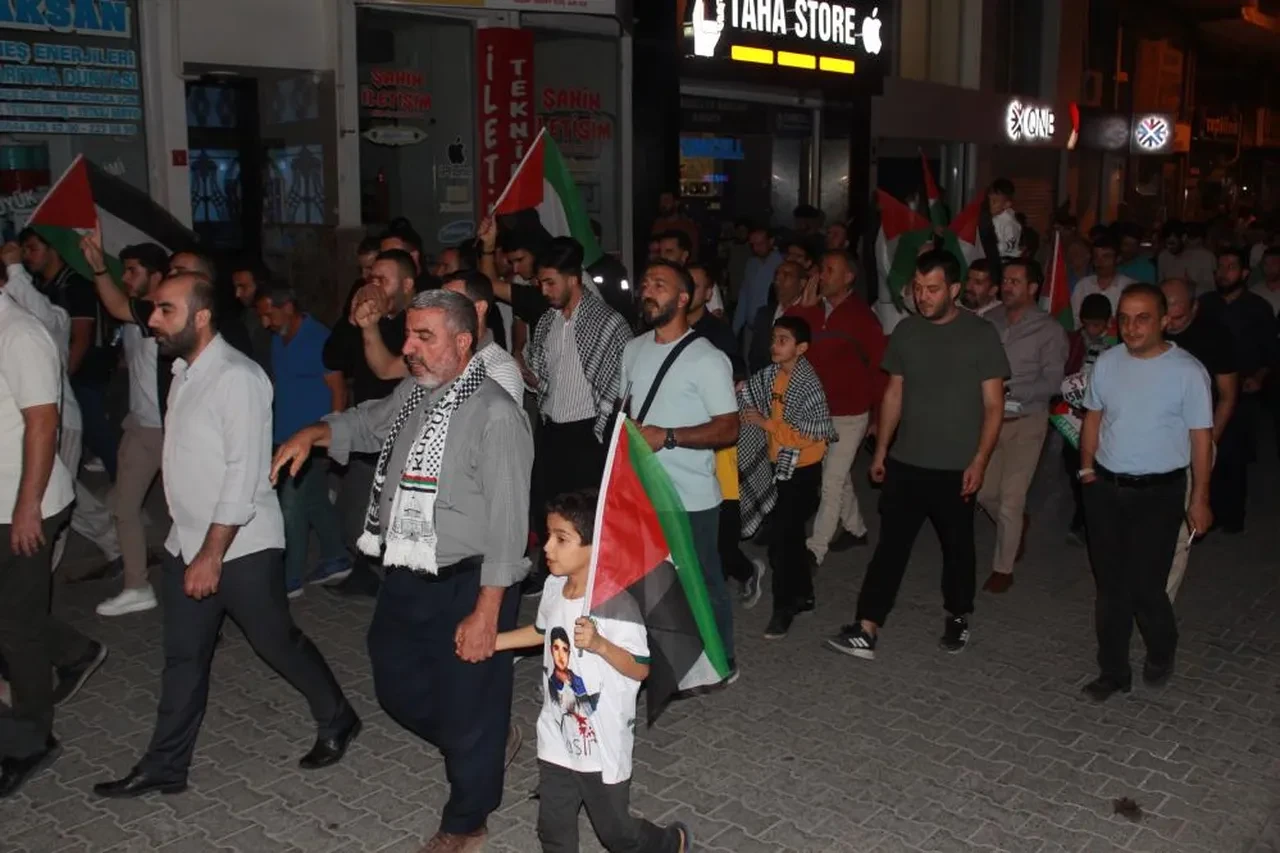 Ülkenin dört bir yanında İsrail'e Sumud Filosu tepkisi