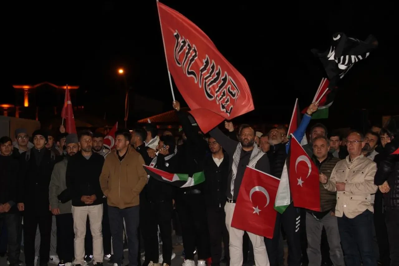 Ülkenin dört bir yanında İsrail'e Sumud Filosu tepkisi