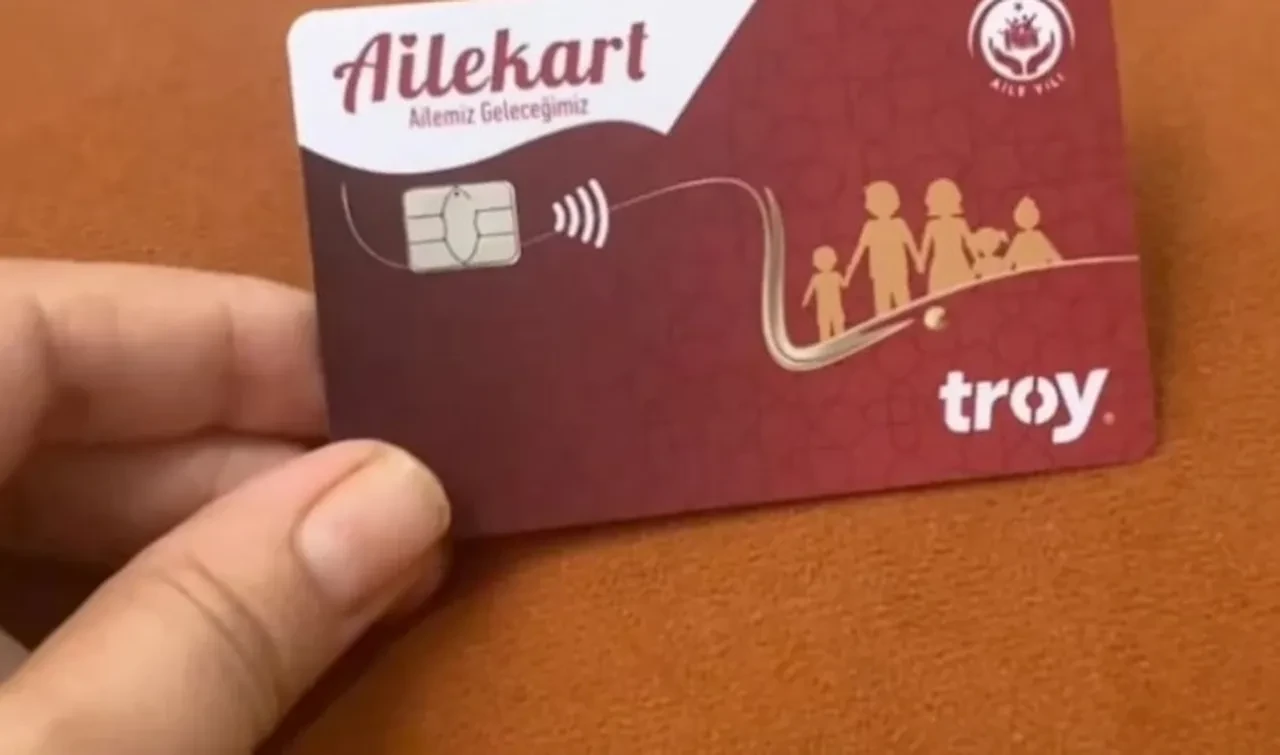 Bakanlık yeni kart uygulamasını duyurdu: Aile Kart ile işlemler hızlanacak