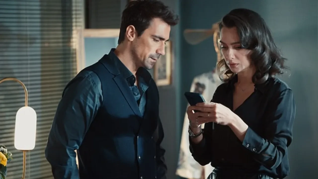 Birce Akalay yakın dostu İbrahim Çelikkol'u tek kalemde sildi! Listede yok yok 