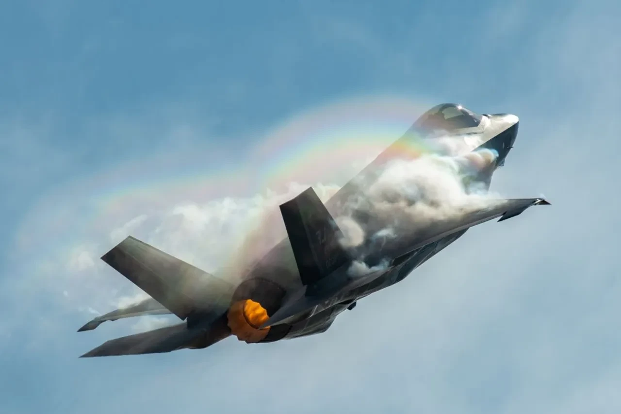 Çin’den dev adım: Görünmez uçakları yakalayan “kuantum radar” üretildi