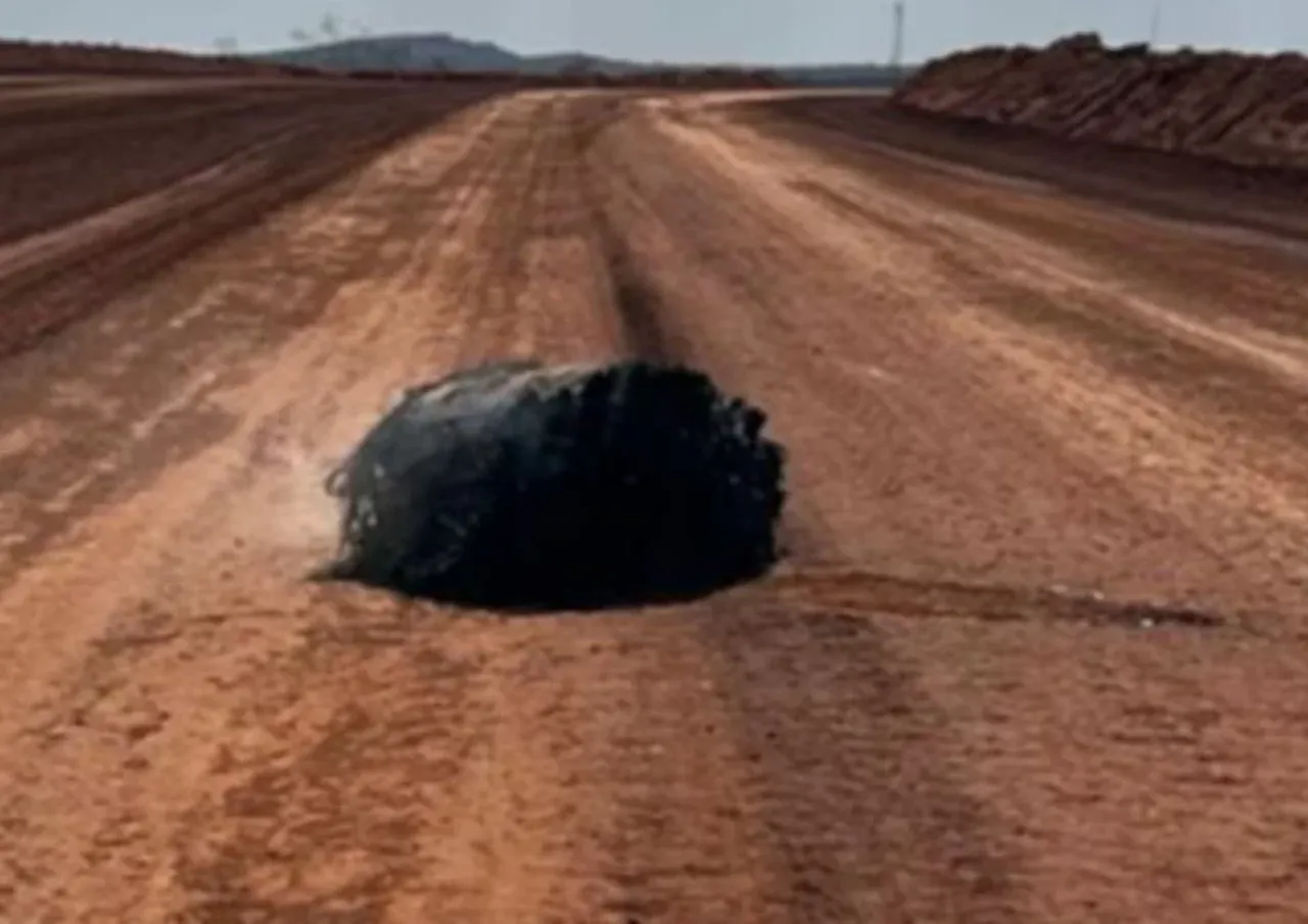 Gökten yana yana düştü tüm kurumlar harekete geçti! Gizemli cisim mercek altında