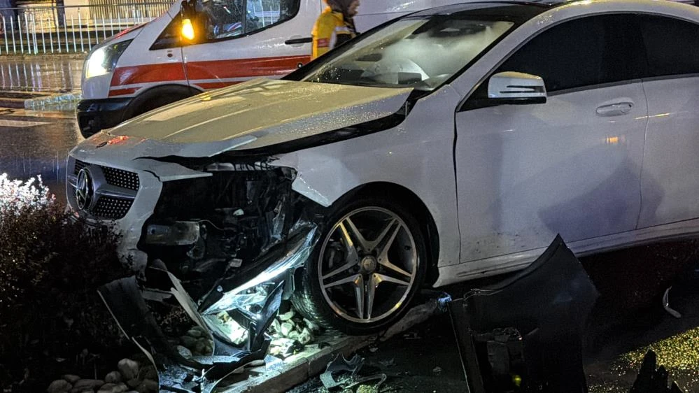 Düzce’de ışık ihlali kaza getirdi