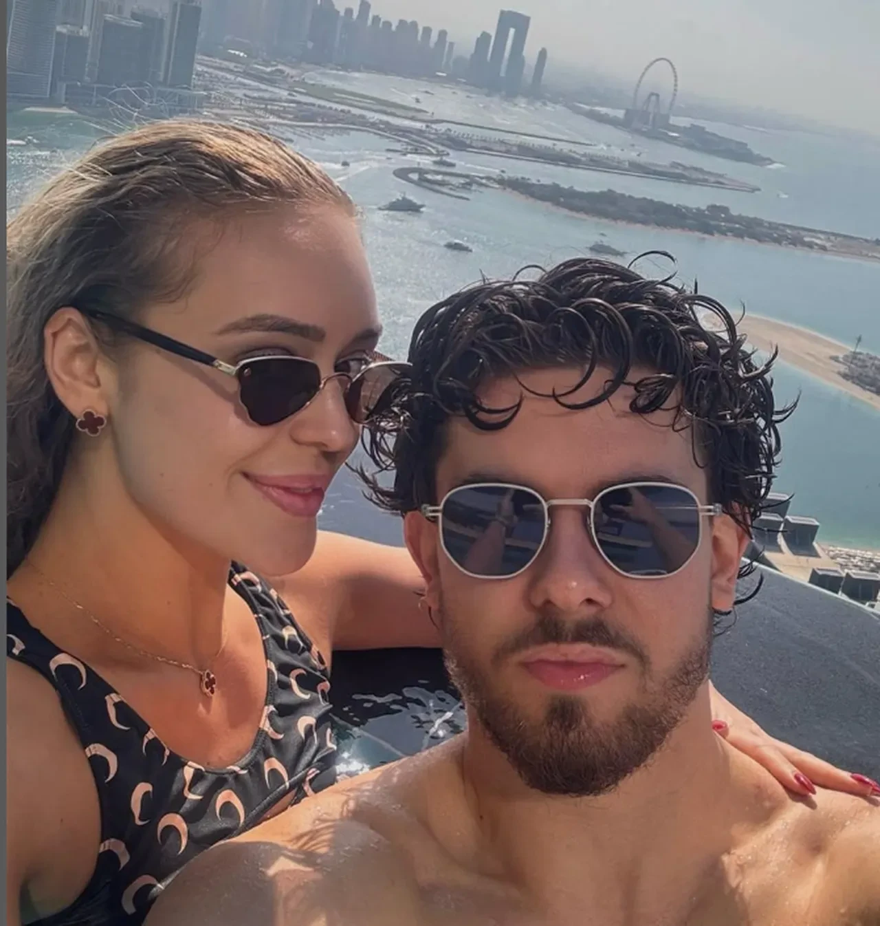 İlk kez baba olan Ferdi Kadıoğlu'nun kızıyla pozuna beğeni yağdı