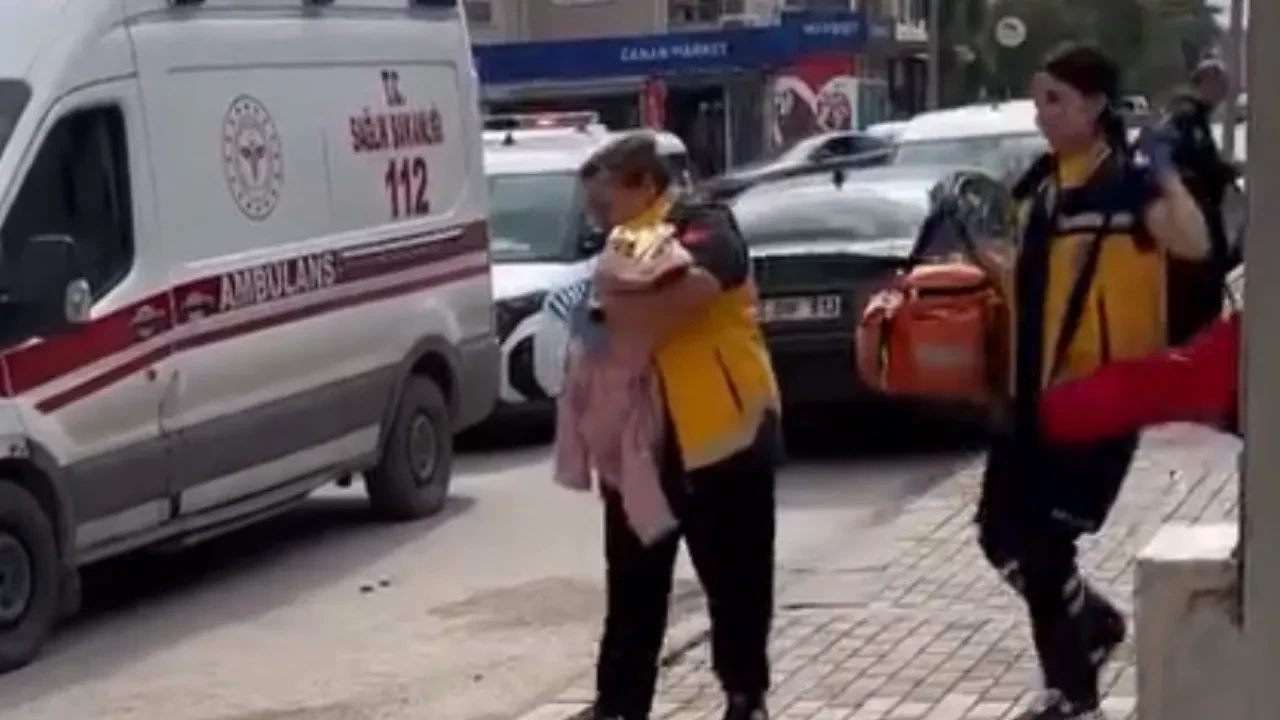 İzmir'de korkunç olay! Cami avlusunda bebek bulundu