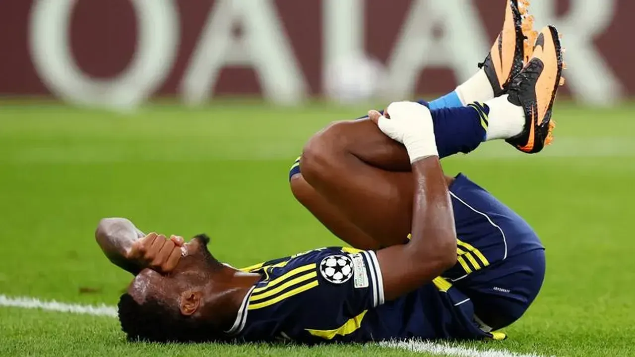 Jhon Duran ne zaman dönecek? Fenerbahçe Jhon Duran sakatlık durumu açıklaması