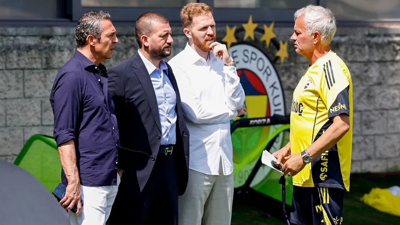 Jose Mourinho sonrası rota Almanya: Fenerbahçe'de Devin Özek'ten sürpriz hamle!