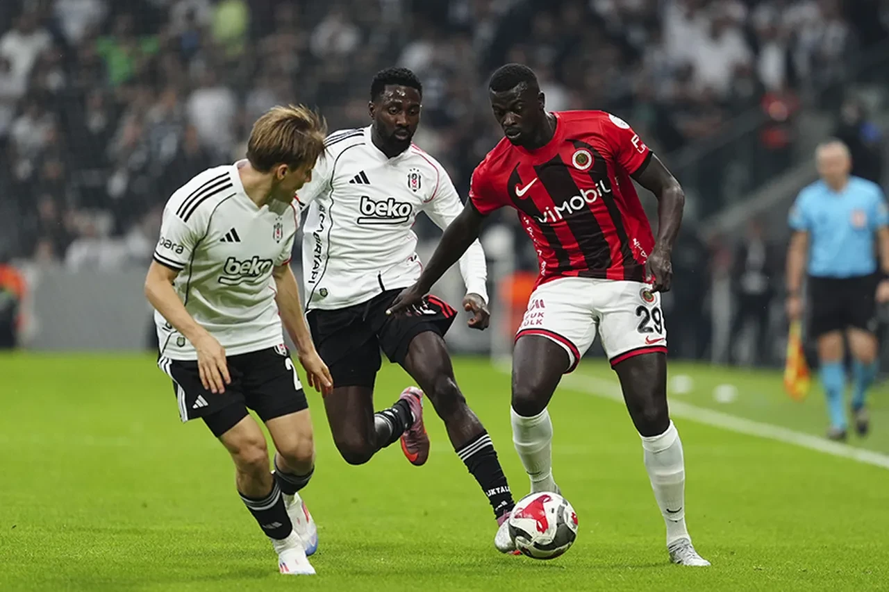 Süper Lig'de şampiyonluk oranları güncellendi! Bir takım dikkat çekti