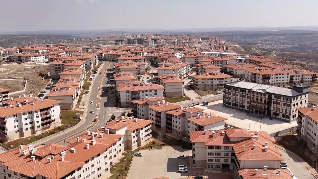Suriyelilerin gidişiyle boş ev sayısı arttı ama kira fiyatları yüzde 50 fırladı!