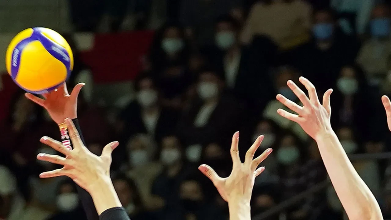 Ziraat Bankkart - Fenerbahçe voleybol maçı hangi kanalda yayınlanıyor? Maç Malatya'da oynanacak