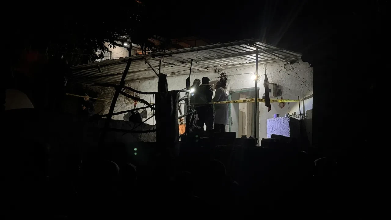 Aile içinde baba dehşeti: Oğlunu öldürdü, karısını ağır yaraladı