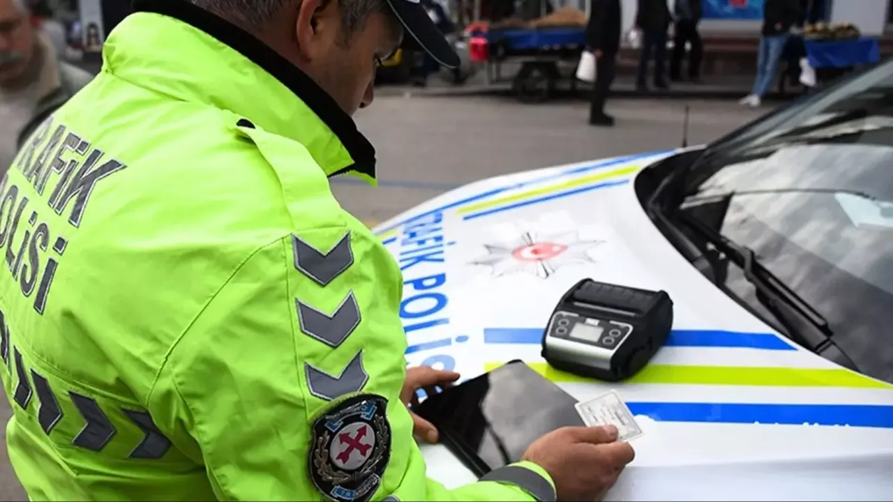 Araç sahipleri dikkat! Mahkemeden emsal karar çıktı: Her polis ceza yazabilir mi?