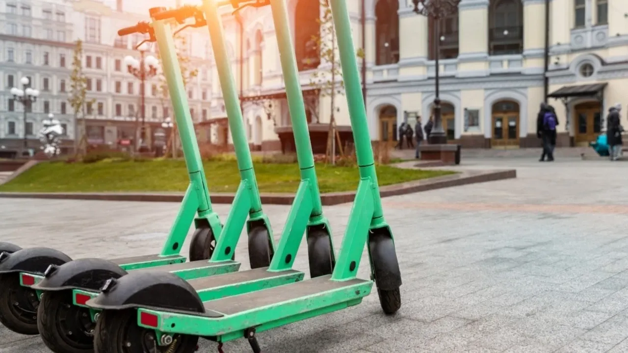 Elektrikli scooterlar artık bu şehirde kullanılamayacak!