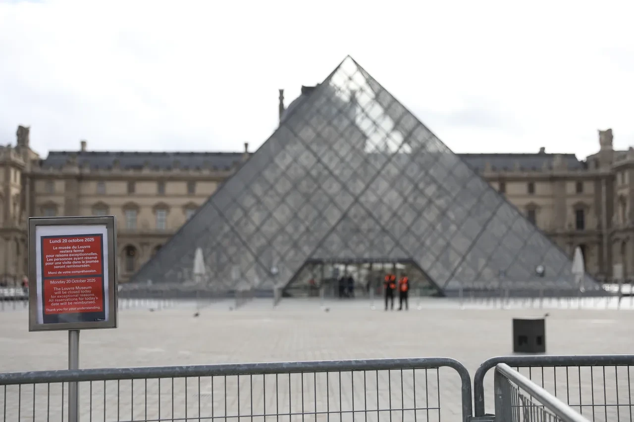 Louvre Müzesi'nden çalınan mücevherlerin değeri dudak uçuklattı