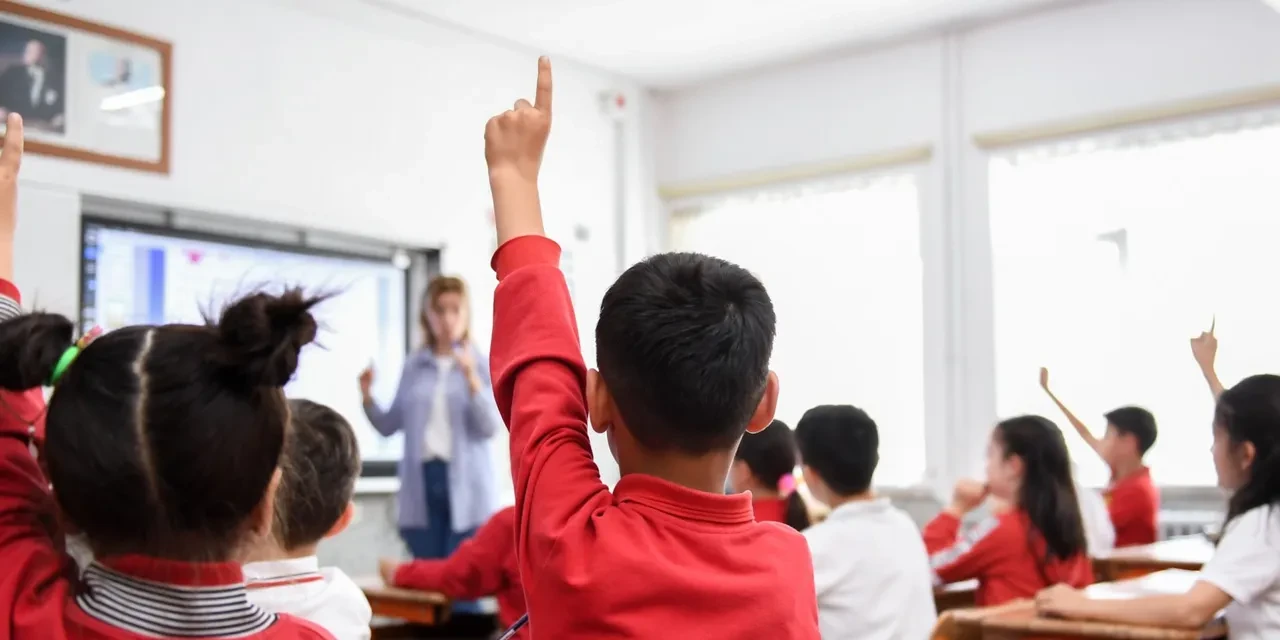 MEB duyurdu! Okul kayıtlarında yeni dönem: Adres değişikliğine geçit yok