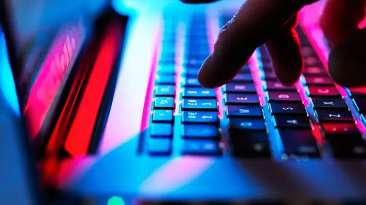 Paribu ve Papara'ya yasa dışı bahis operasyonu! 3,6 milyarlık para trafiği