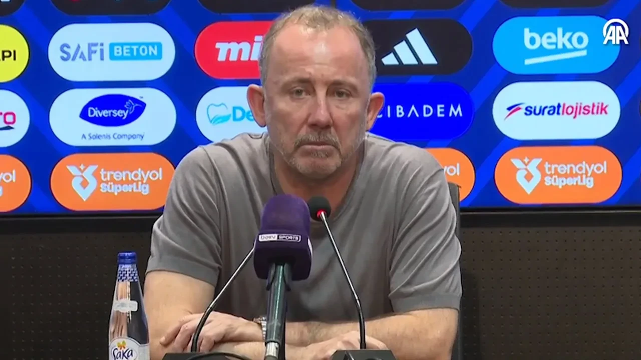 /spor/sergen-yalcindan-konyaspor-maci-oncesi-gozdagi-futbolcularin-yuzune-soyledi-3257823