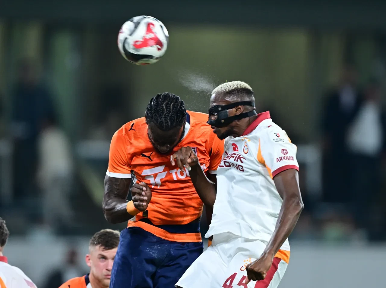 Victor Osimhen için kritik viraj! Kulüp tarihine geçecek