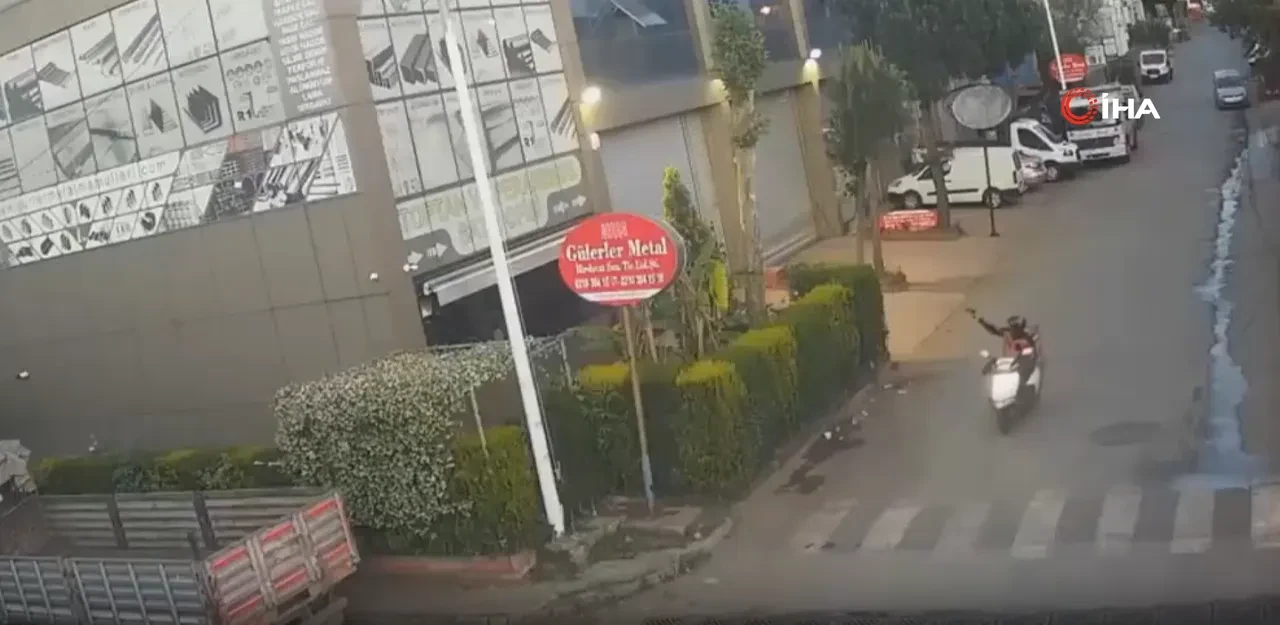 Yunanistan'dan yönetilen çeteye büyük operasyon! 71 kişi enselendi